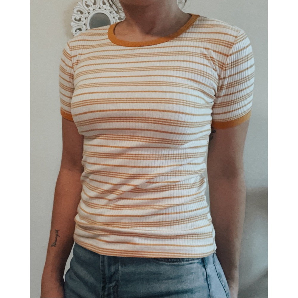Forever 21 T-shirt